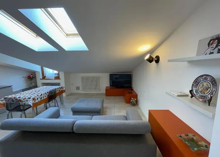 Elia Loft