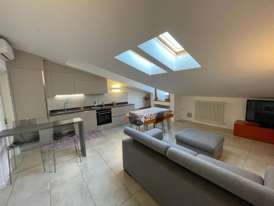 Elia Loft *